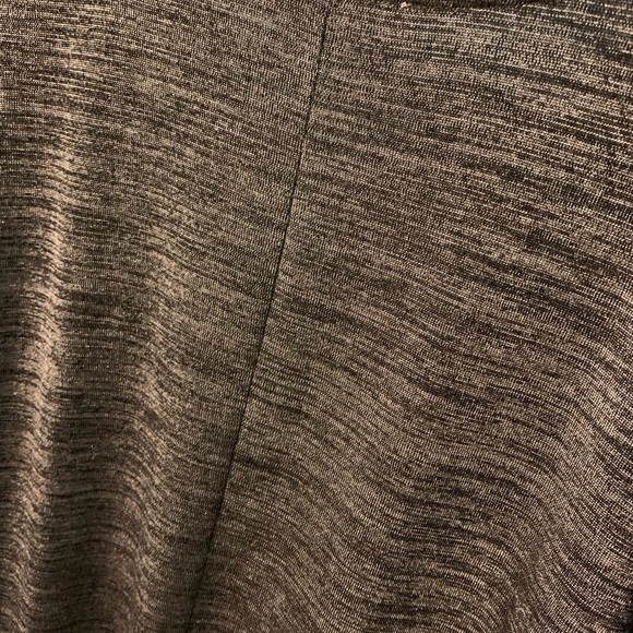 Forever 21 Short Sleeve Top - Picture 5 of 6